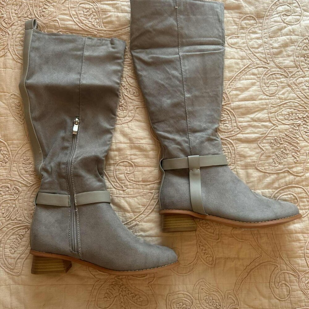 Tall grey fall boots NWOB
